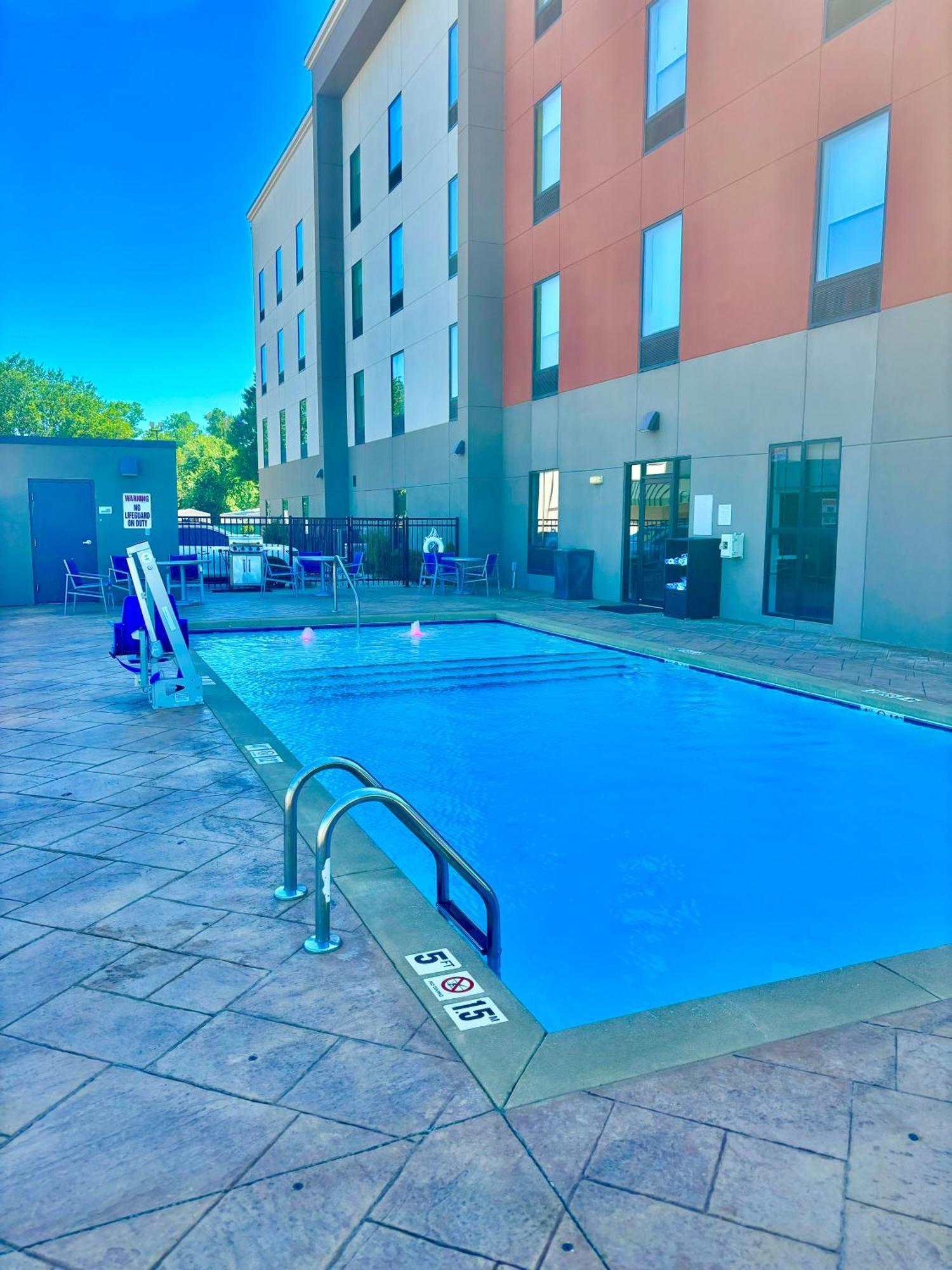 Holiday Inn Express & Suites Tulsa East - Catoosa By Ihg Экстерьер фото